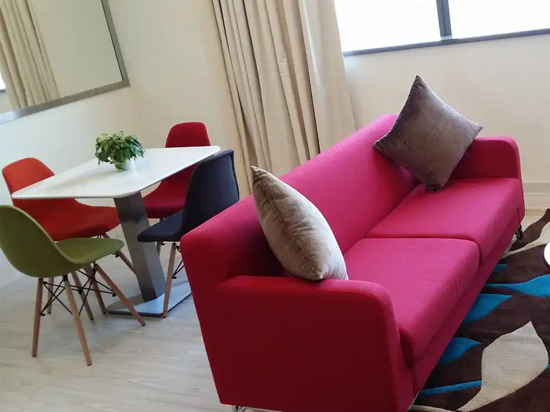 Contract Hotel Living